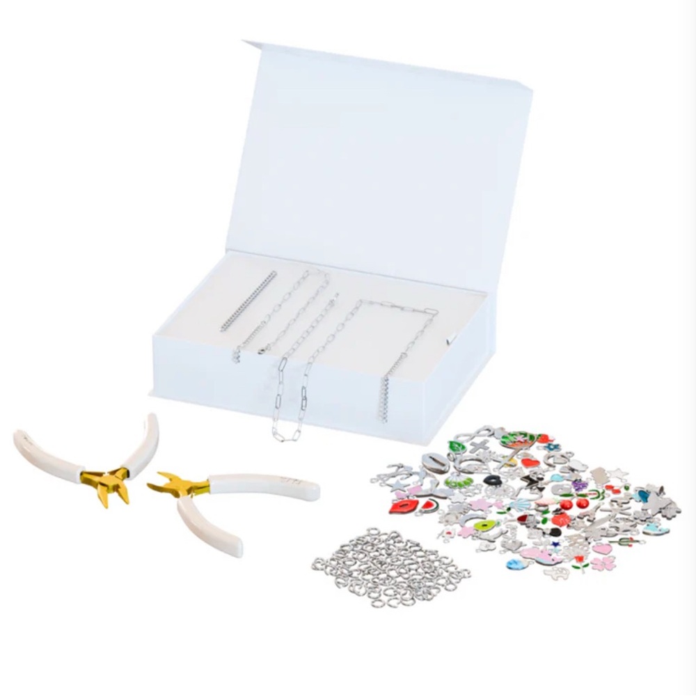 FABULOVE Charm Jewelry Making Kit